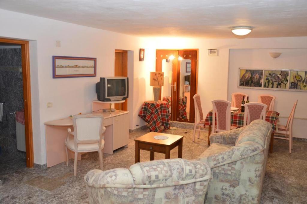 Residence Agata Nova Vas (Porec) Esterno foto